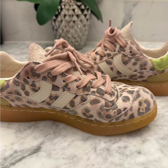 Coolway Goal Sneaker Women’s US 7 Leopard Print Lime Green Gum Sole - Picture 6 of 7